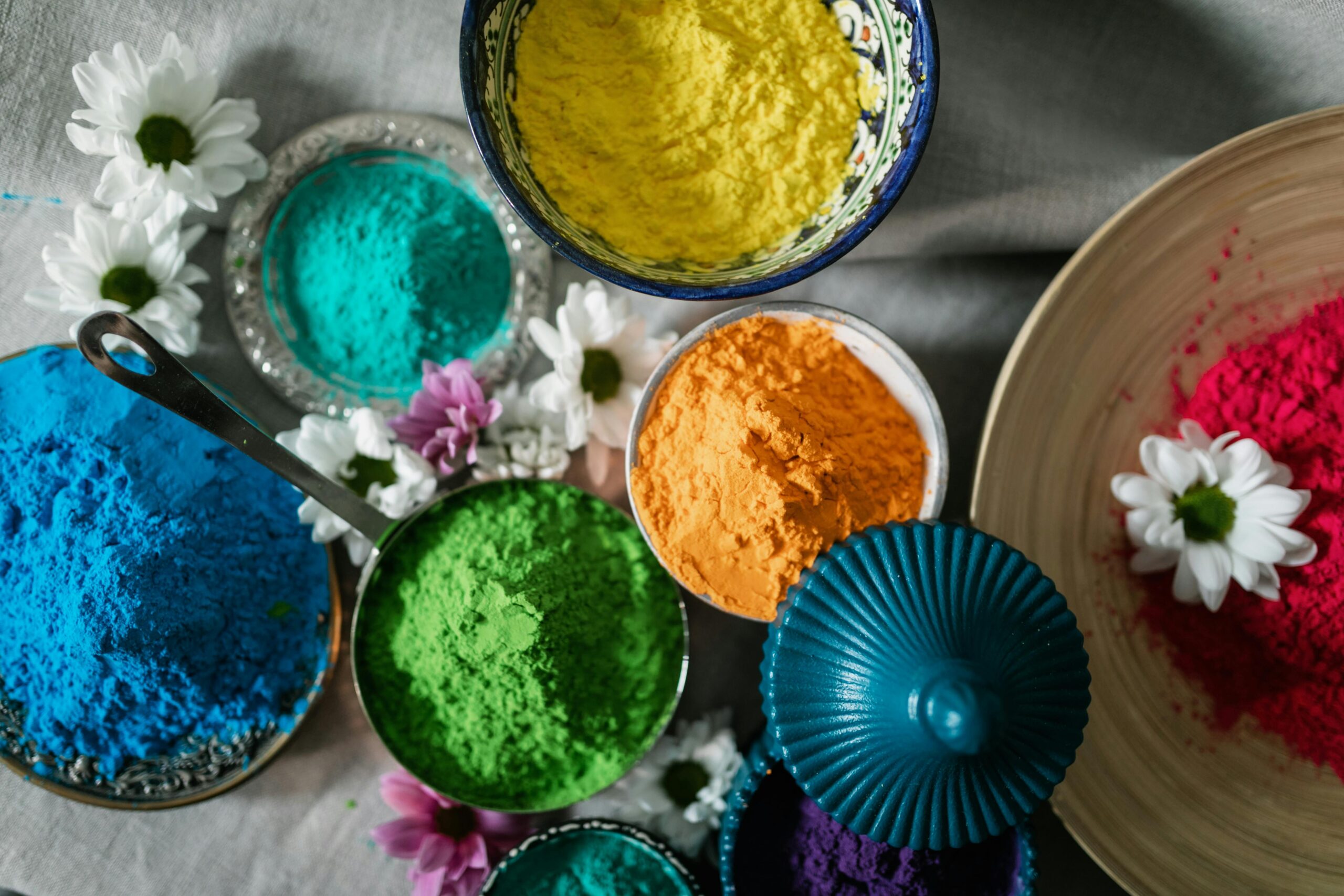 holi celebration in india